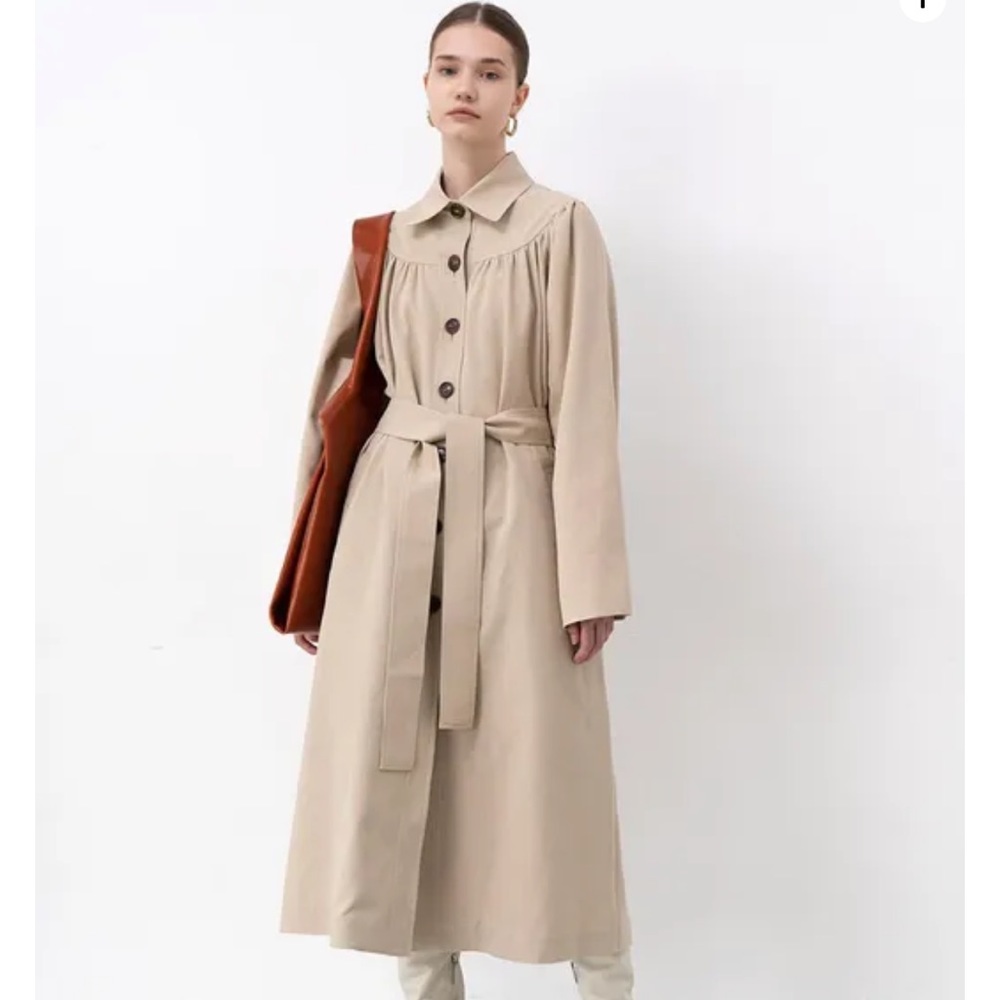 W concept trench coat